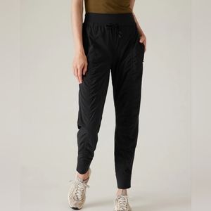 Athleta Attitude Jogger Pants in black size 2
